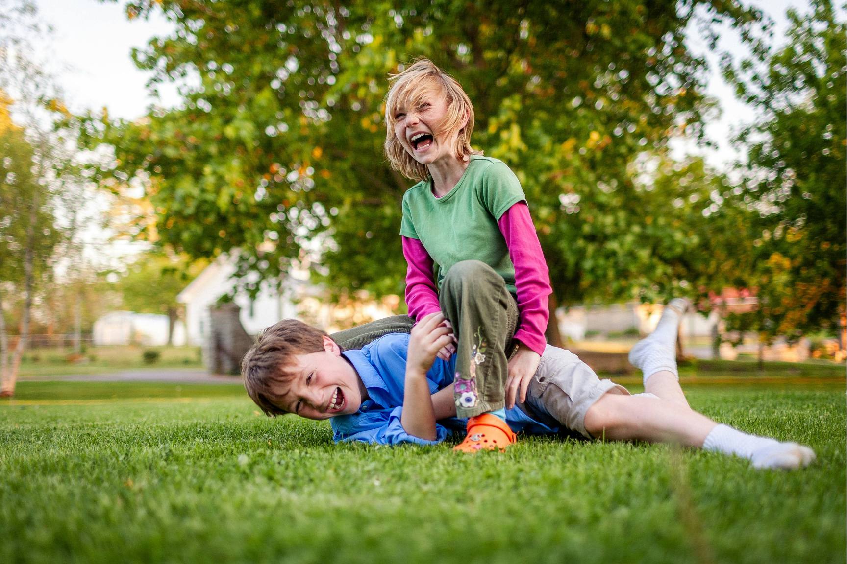 Draußen spielen ohne Bildschirm: Die besten Ideen für den Sommer