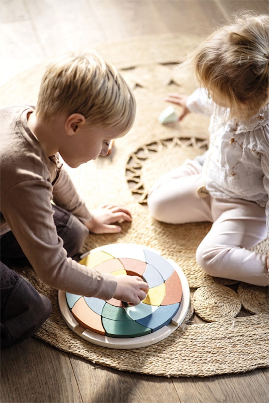 Legler Sortier-, Stapel- & Steckspielzeug Small foot Farbenpuzzle Safari aus Holz, ab 3 Jahre