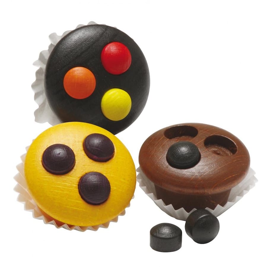 Erzi Kaufladenzubehör Erzi Holz-Muffins – 3-teilig für Kaufladen & Kinderküche ab 3 Jahre