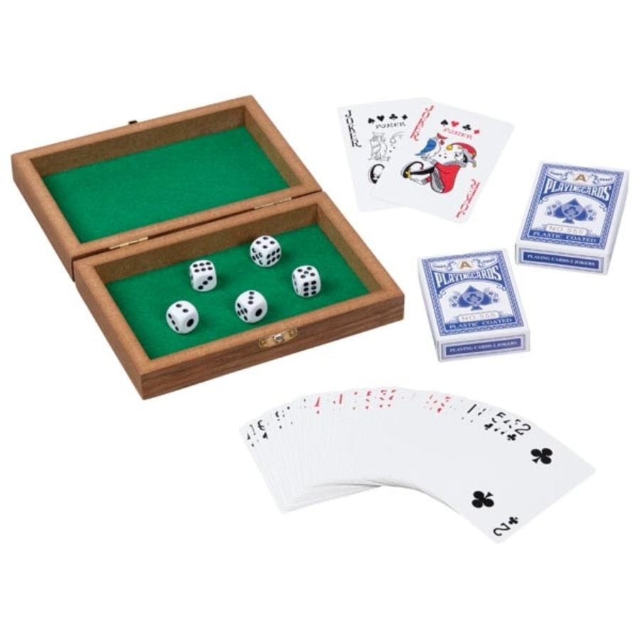 Goki Aufbewahrungsbehälter Goki Spielkartenbox aus Holz mit 2 Kartendecks & 5 Würfeln – ab 7 Jahren