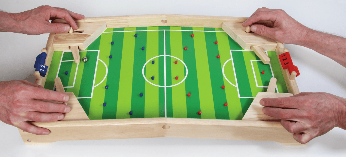 Pintoy Gesellschaftsspiel Tischkicker - Fußball Flipper