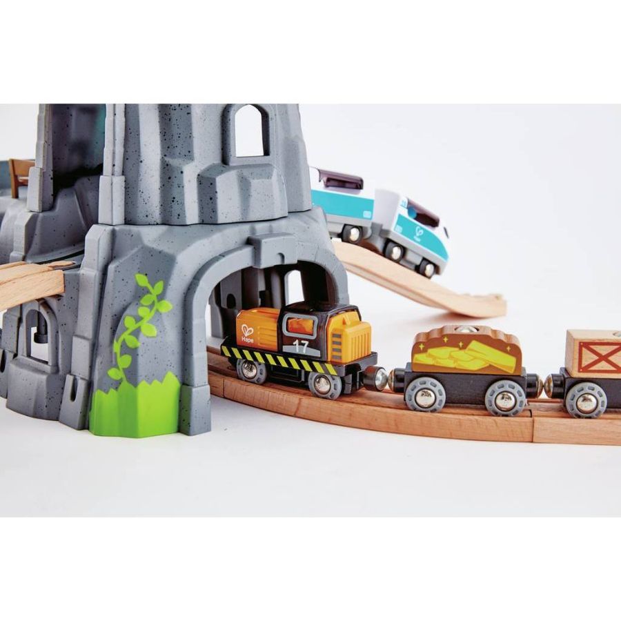 Hape – Tunnelkombination mit Licht & Sound, Erweiterung für Holzeisenbahnen, ab 3 Jahre