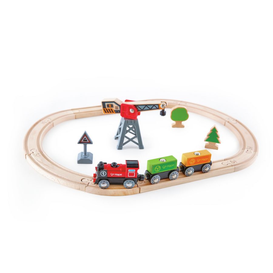 Hape Fracht-Set mit batteriebetriebener Lok & Magnetkran – Eisenbahnspielzeug ab 3 Jahre