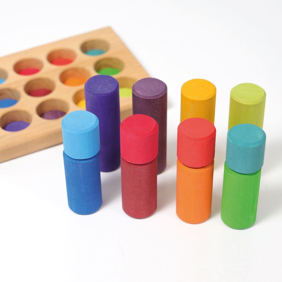 Grimm’s Steck-Walzen Set – 12-teilig, ab 3 Jahre – Motorik, Farben & Bauen