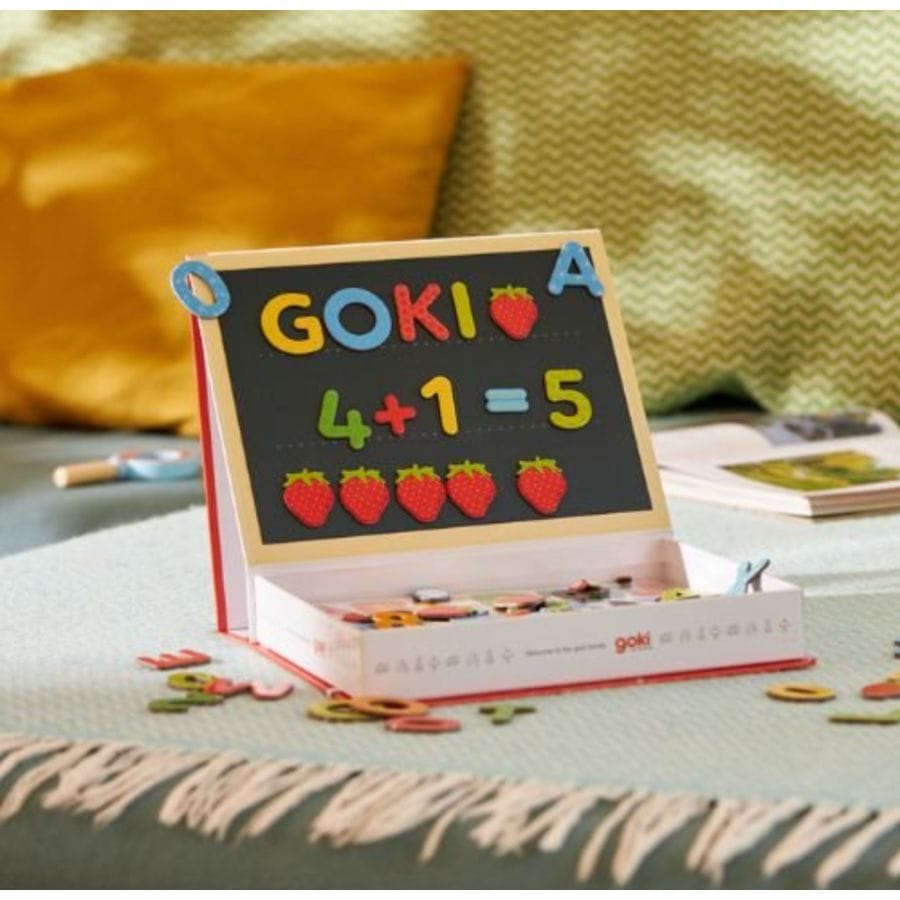 Goki ABC-Lernspielzeuge Goki Magnetspiel „Kleine Schule“ – Lesen, Schreiben & Rechnen lernen, ab 3 Jahre