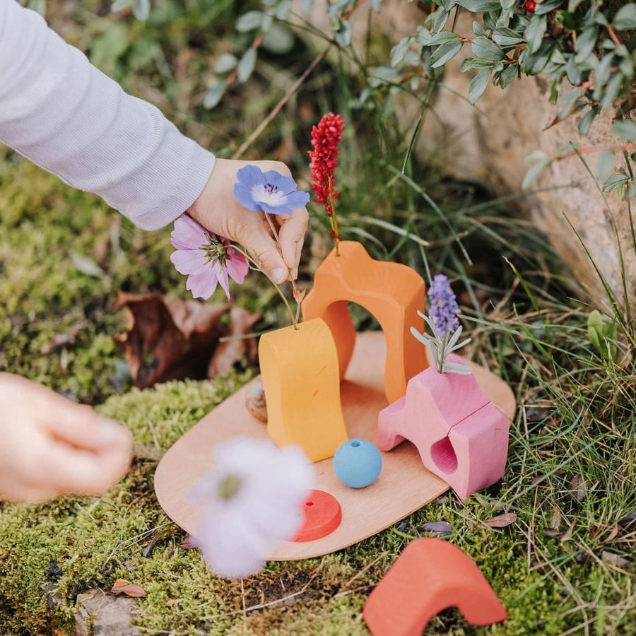 GRIMM'S Bausteine & Bauspielzeug GRIMM’S Spielwelt Blumenwiese – Starter-Set Holzspielzeug für kreatives Spielen ab 3 Jahren