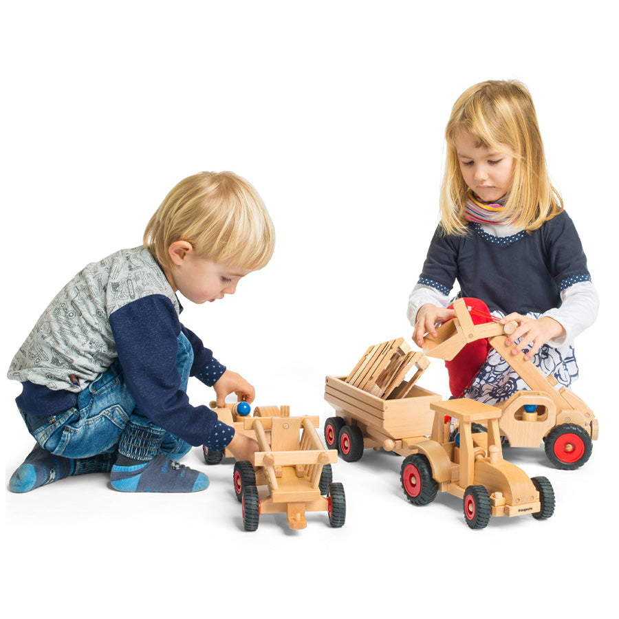 Traktor Heuwagen Schlepper Anhänger und Teleskoplader von Fagus