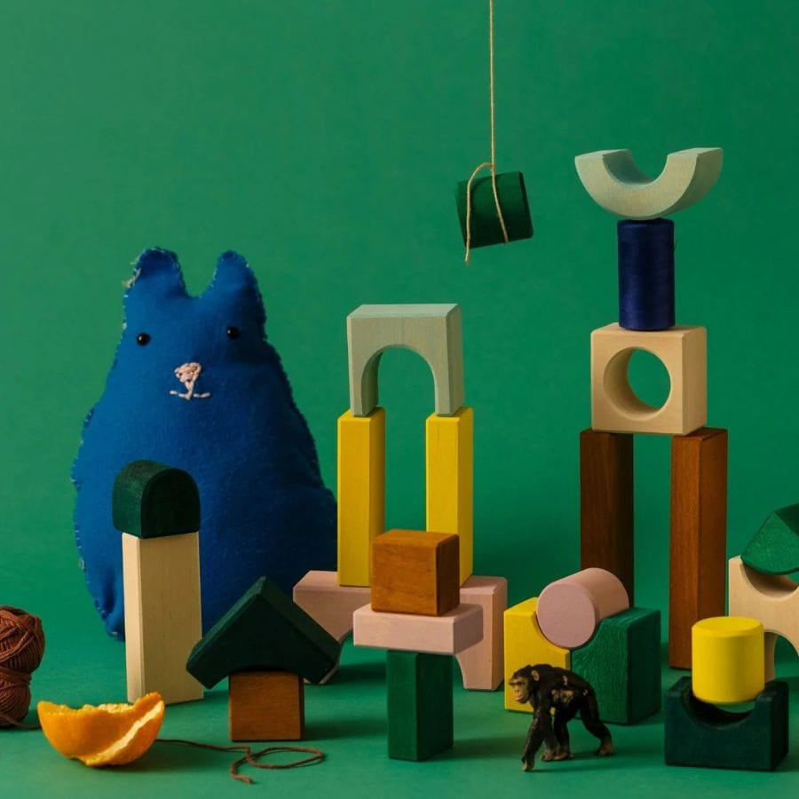 GRIMM'S Bausteine & Bauspielzeug Grimm’s Kleiner Baukasten Movement – Abstrakter Holzbaukasten, ab 1 Jahr