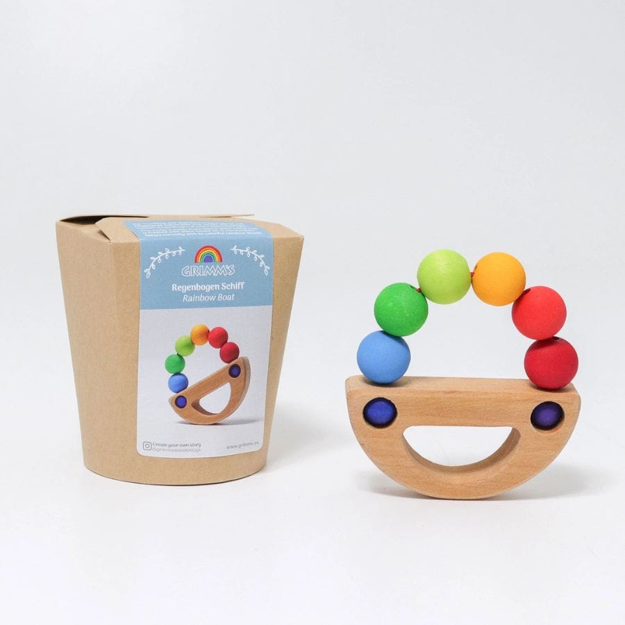 GRIMM'S Greifling GRIMM'S Regenbogen Schiff Greifling – Holz Greifspielzeug mit bunten Perlen