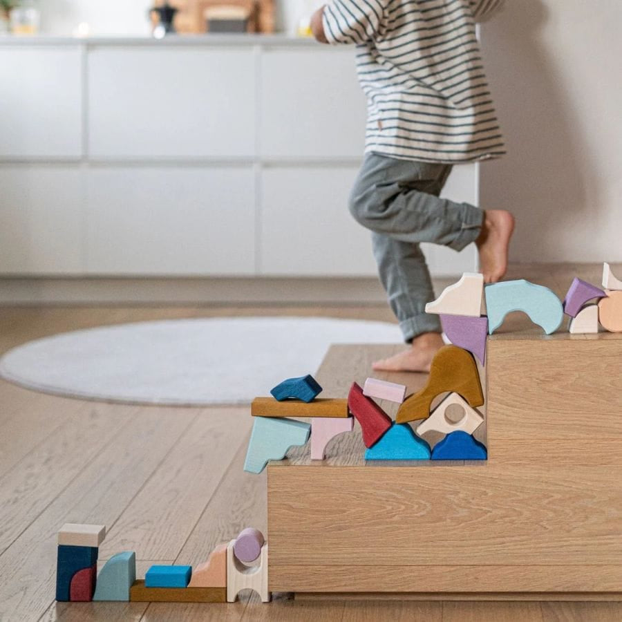 GRIMM'S Bauklötze Grimm’s Kleiner Baukasten Wave – Organischer Holzbaukasten, ab 1 Jahr