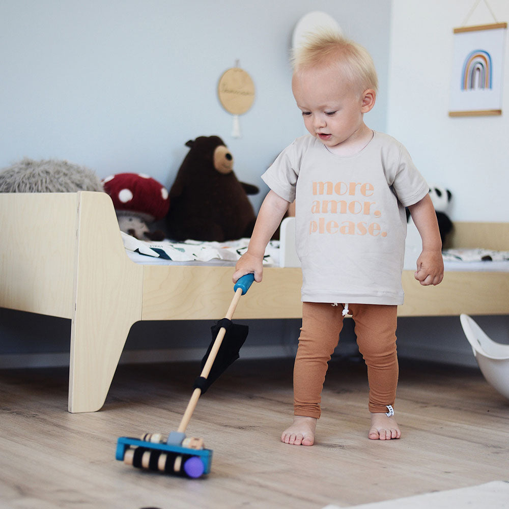 Schiebespielzeug Staubsauger aus Holz