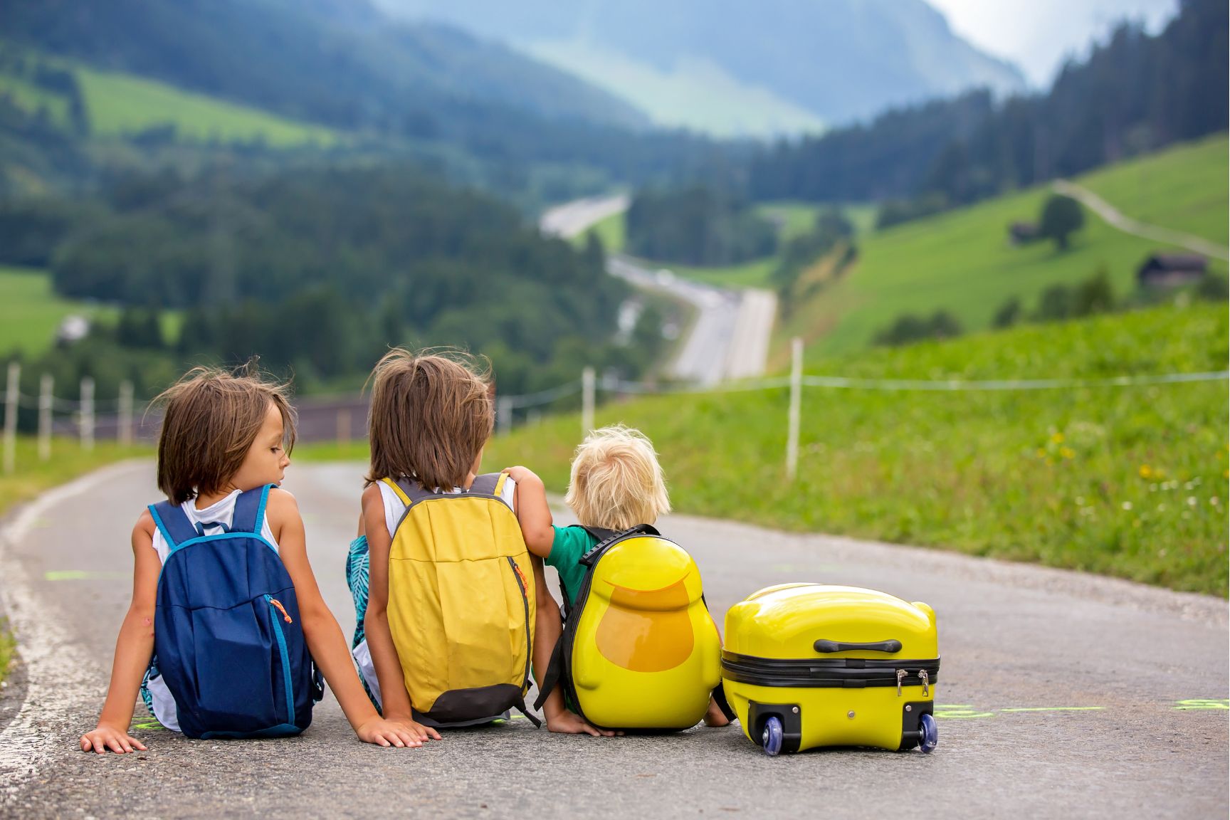 Reisespielzeug für Kleinkinder: Was wirklich ins Handgepäck gehört