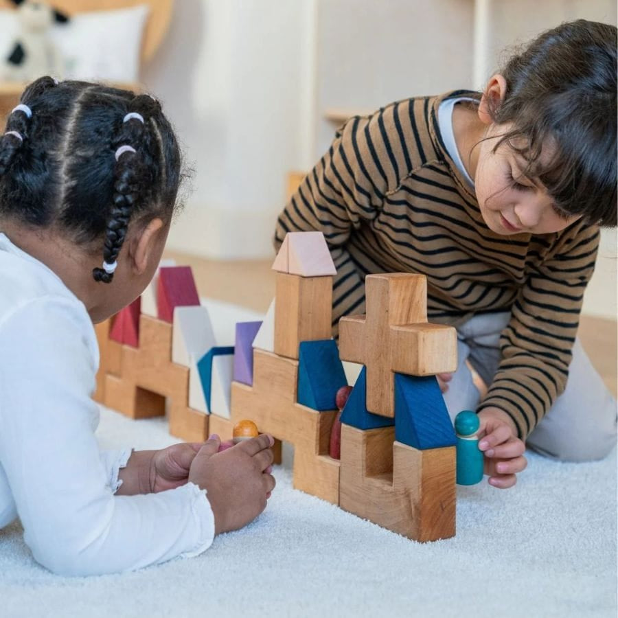GRIMM'S Bausteine & Bauspielzeug Grimm’s Kleiner Baukasten Rhythm – Geometrischer Holzbaukasten, ab 1 Jahr