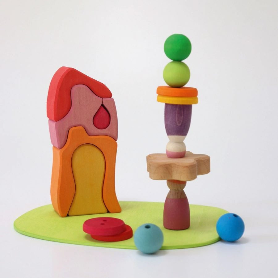 GRIMM'S Bausteine & Bauspielzeug GRIMM’S Spielwelt Blumenwiese – Starter-Set Holzspielzeug für kreatives Spielen ab 3 Jahren