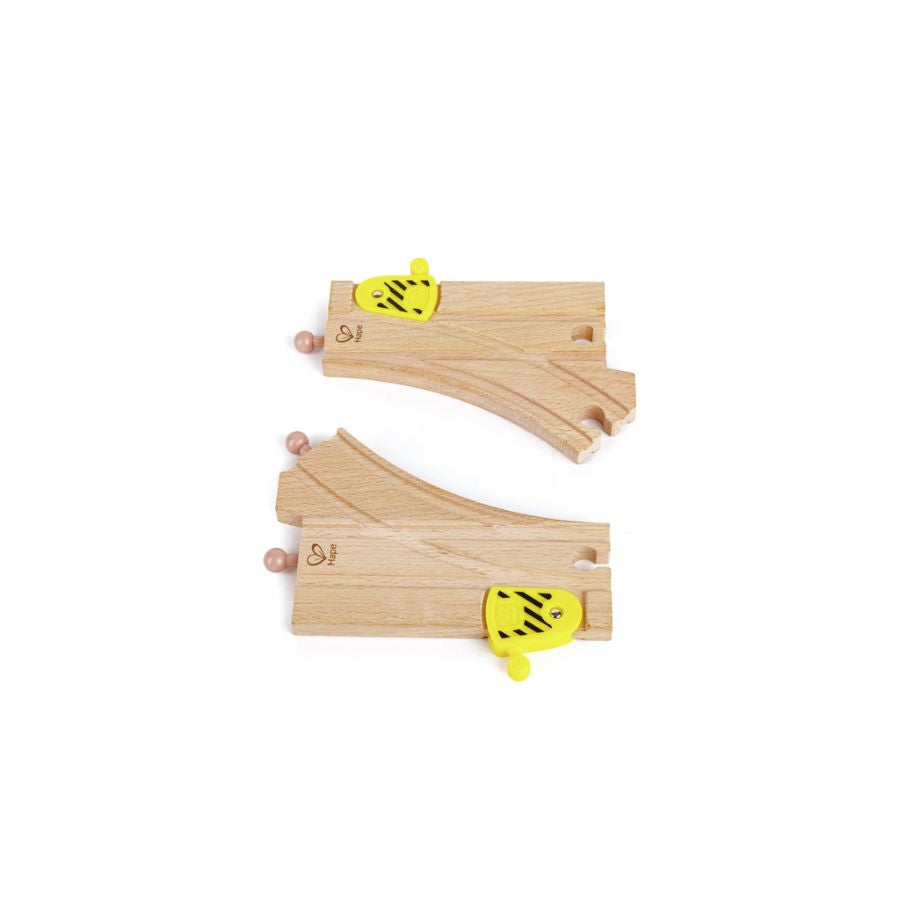 Hape – Mechanische Y-Eisenbahnschienen aus Holz | 2-teiliges Set für Kinder ab 3 Jahren